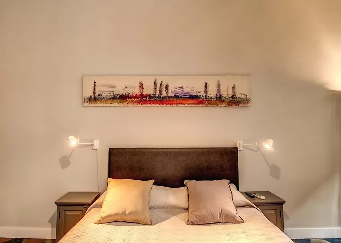 Campo Di Fiori 2 Bedroom Int 4 Apartment *