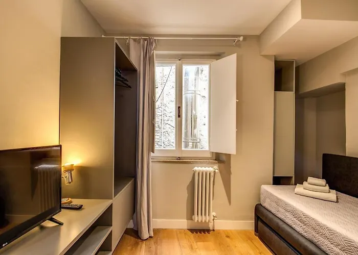 Apartment Campo Di Fiori 2 Bedroom Int 4 Rom